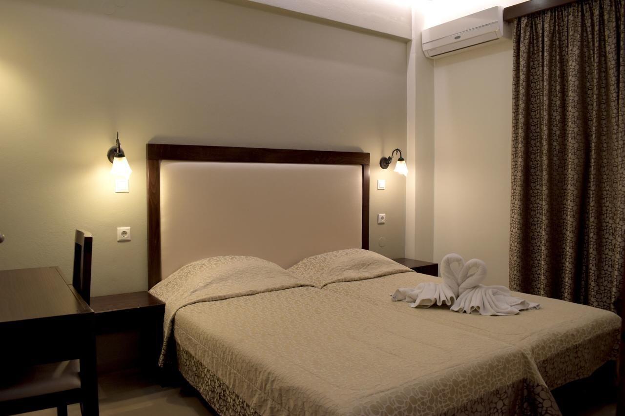 Blue Sea Hotel Apartments Rethymno Esterno foto