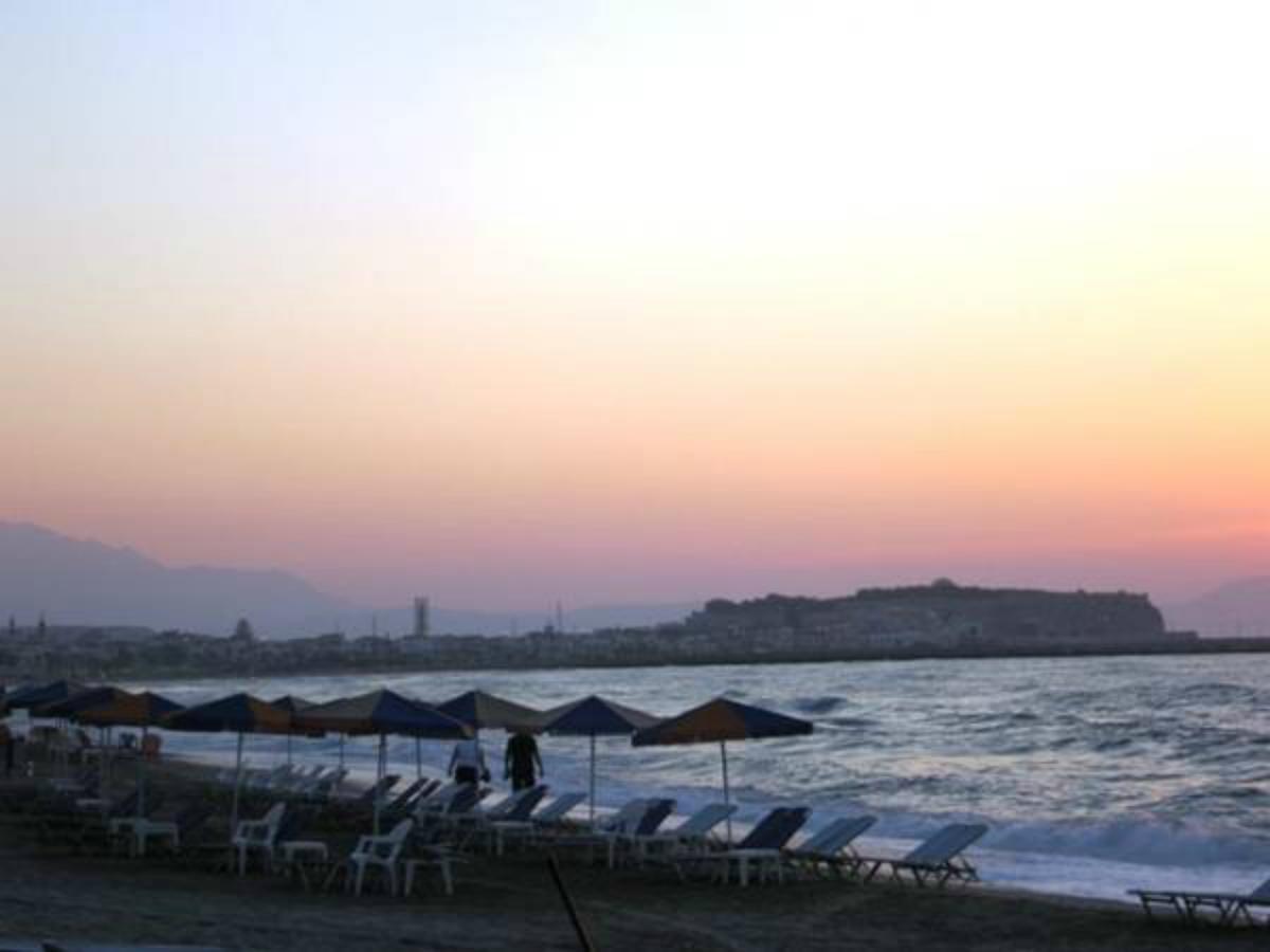 Blue Sea Hotel Apartments Rethymno Esterno foto