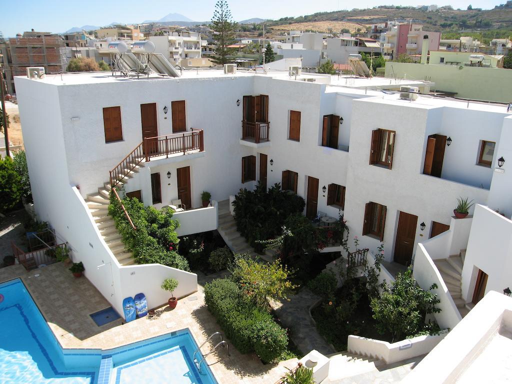 Blue Sea Hotel Apartments Rethymno Esterno foto